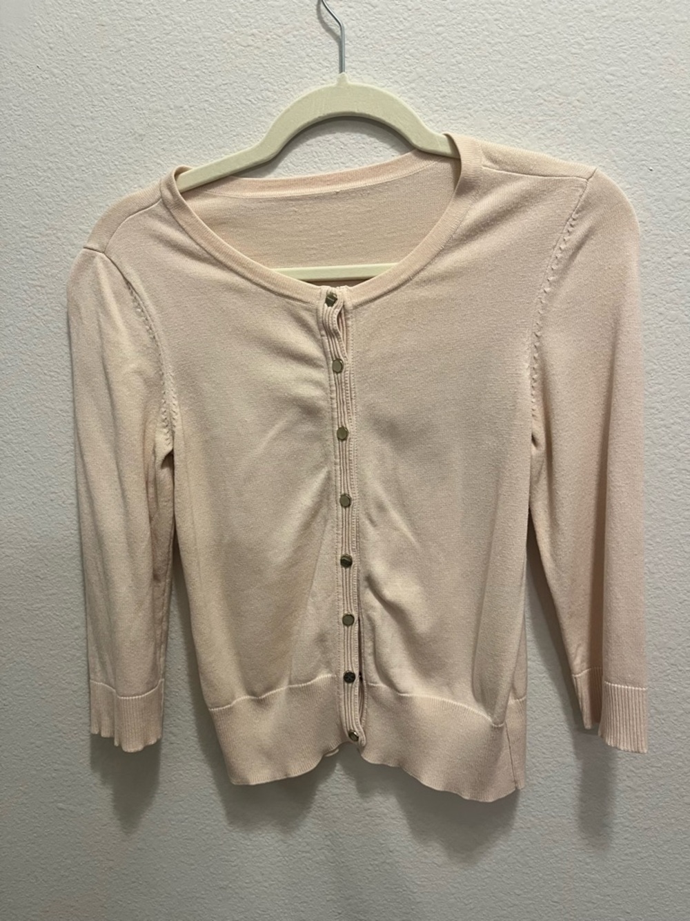 WHBM Ribbed Light Pink Button-Front Cardigan - Picture 2 of 3